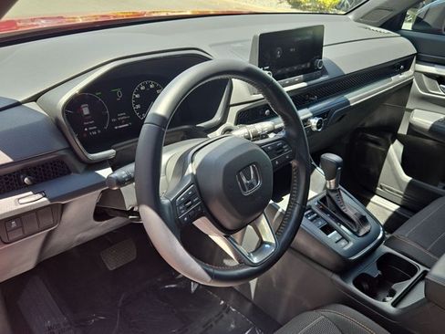 Used 2025 Honda CR-V Sport image 10