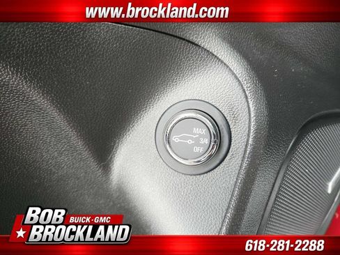 Used 2024 Buick Encore GX Avenir w/ Avenir Technology Package FWD image 33