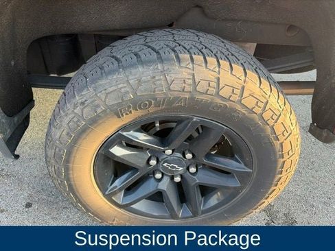 Used 2021 Chevrolet Silverado 1500 LT Trail Boss w/ Convenience Package II AWD/4WD image 28
