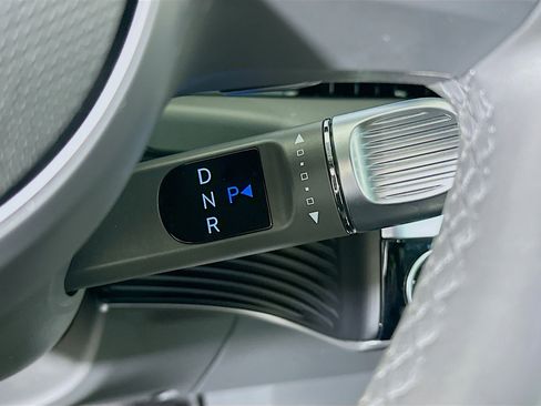 Used 2024 Hyundai Ioniq 5 SEL RWD image 25