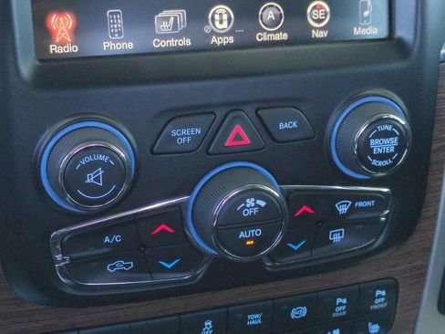 Used 2016 RAM 2500 Laramie w/ Protection Group AWD/4WD image 30