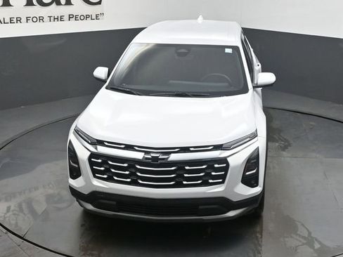 New 2026 Chevrolet Equinox LT w/ Safety and Technology Package FWD image 37