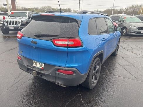 Used 2018 Jeep Cherokee Limited w/ High Altitude Package AWD/4WD image 9