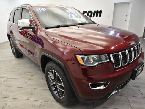 Used 2019 Jeep Grand Cherokee Limited image 7