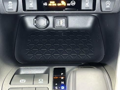 New 2025 Toyota RAV4 XLE w/ Convenience Package image 23