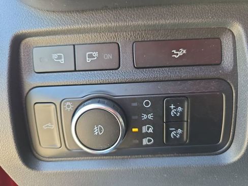Used 2023 Ford F350 Lariat w/ Lariat Ultimate Package AWD/4WD image 27