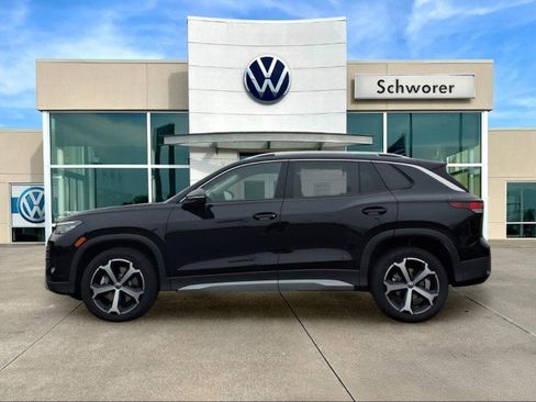 New 2026 Volkswagen Tiguan SE image 1