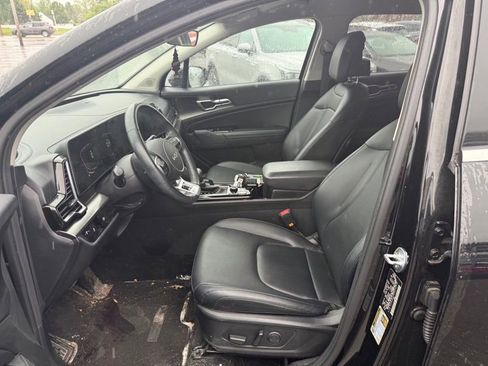 Certified 2023 Kia Sportage EX AWD/4WD image 9