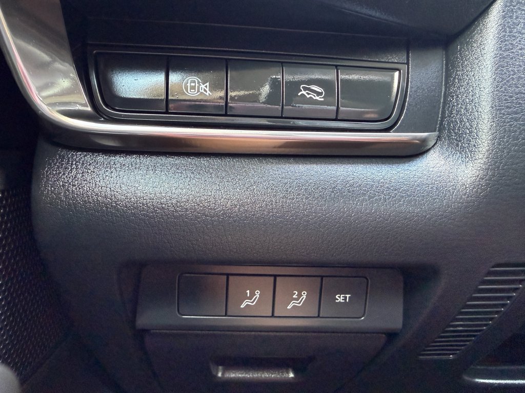 Used 2025 MAZDA CX-30 AWD 2.5 S w/ Preferred Package image 26