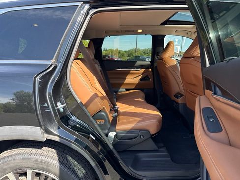 Used 2023 INFINITI QX60 Sensory w/ Cargo Package AWD/4WD image 13