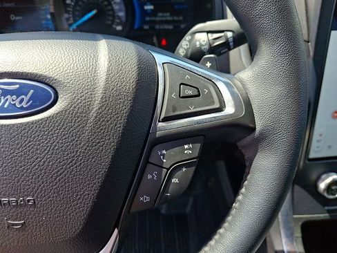 Used 2023 Ford Edge Titanium w/ Equipment Group 301A AWD/4WD image 22