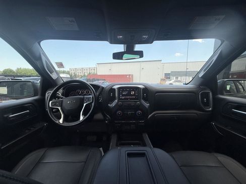 Used 2021 Chevrolet Silverado 1500 LT Trail Boss w/ Convenience Package II AWD/4WD image 8