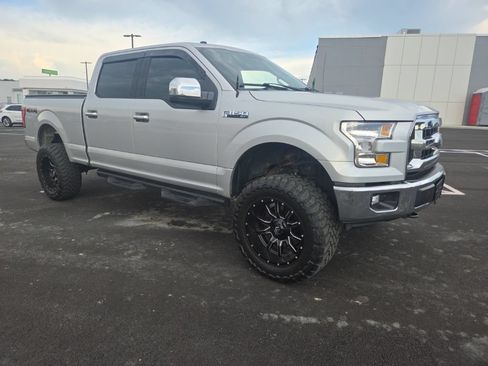 Used 2017 Ford F150 XLT w/ Trailer Tow Package AWD/4WD image 18
