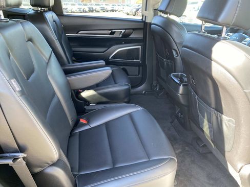 Used 2025 Kia Telluride S AWD/4WD image 25