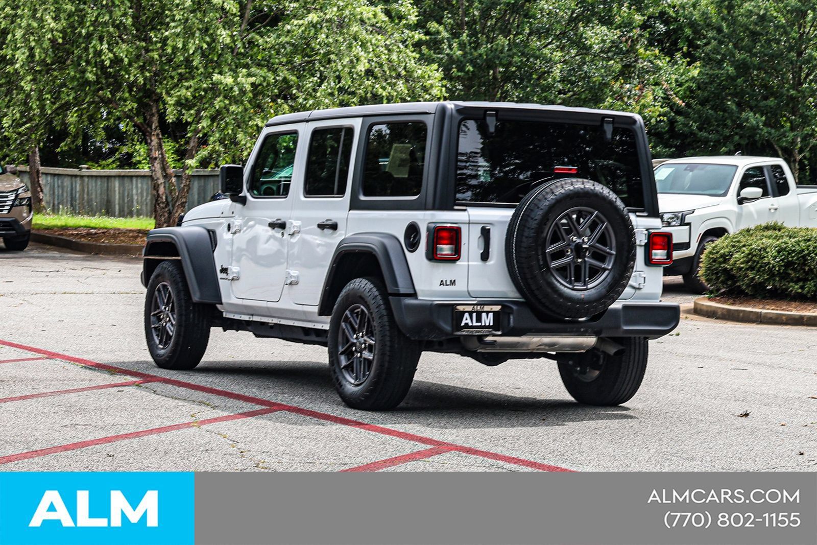 Used 2025 Jeep Wrangler Unlimited Sport AWD/4WD image 8