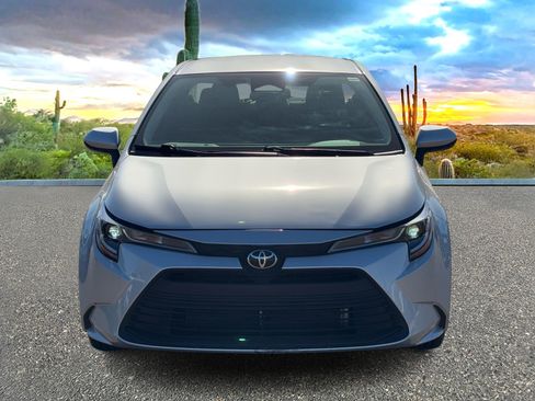 Used 2025 Toyota Corolla LE image 6