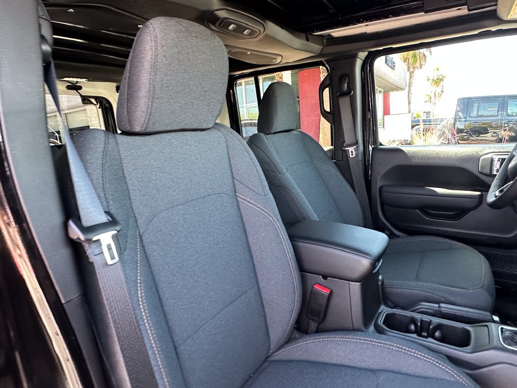 New 2026 Jeep Wrangler Unlimited Sport AWD/4WD image 15