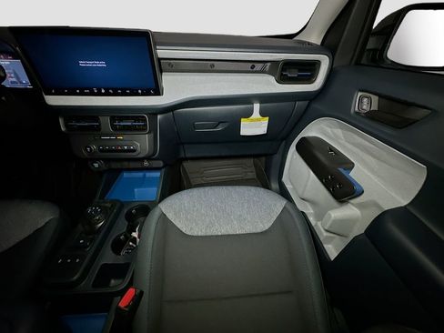 New 2026 Ford Maverick XLT w/ XLT Luxury Package AWD/4WD image 28