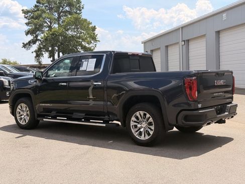 Used 2025 GMC Sierra 1500 Denali w/ Technology Package AWD/4WD image 10