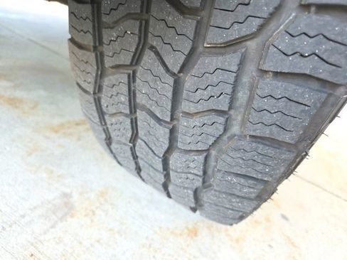 Used 2017 Toyota Tacoma TRD Sport AWD/4WD image 68