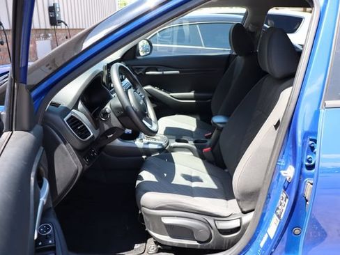 Used 2023 Kia Seltos LX AWD/4WD image 8