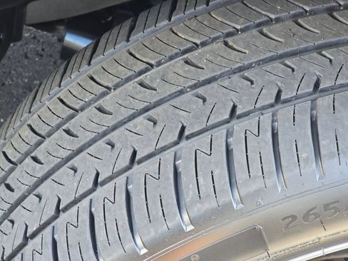 Used 2023 Honda Passport EX-L image 11