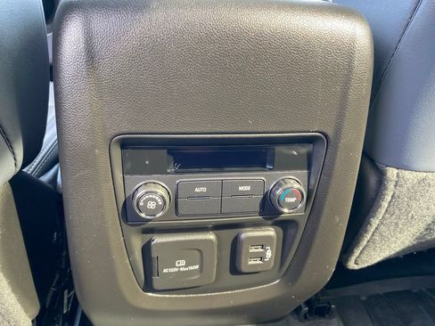 Used 2024 Buick Enclave Essence w/ Experience Buick Package AWD/4WD image 24