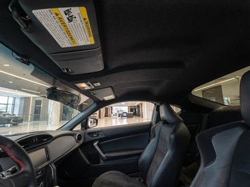 Used 2015 Subaru BRZ Limited RWD image 7