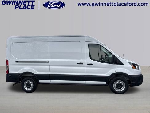 New 2026 Ford Transit 250 148 Medium Roof w/ Load Area Protection Package RWD image 32