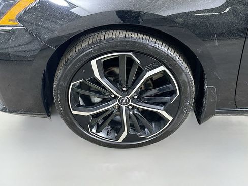 Used 2023 Nissan Altima 2.5 SR image 8