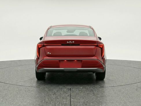 Used 2025 Kia K4 LXS image 7