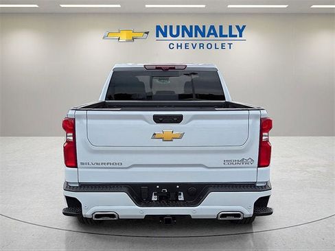 New 2026 Chevrolet Silverado 1500 High Country image 4