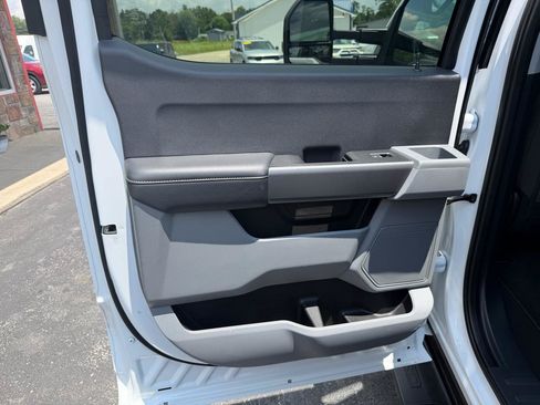 Used 2025 Ford F350 XLT AWD/4WD image 15