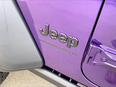 New 2026 Jeep Wrangler Unlimited Rubicon 392 w/ Quick Order Package 27X Moab AWD/4WD image 15
