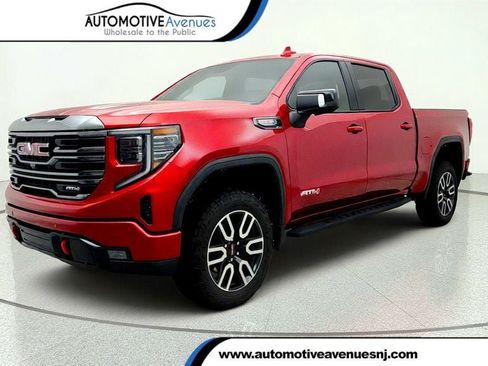 Used 2023 GMC Sierra 1500 AT4 AWD/4WD image 1