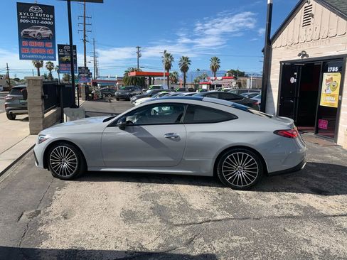 Used 2024 Mercedes-Benz CLE 300 4MATIC Coupe image 4