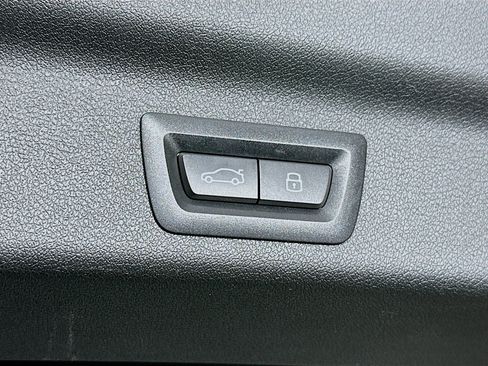 Used 2025 BMW X1 xDrive28i AWD/4WD image 29