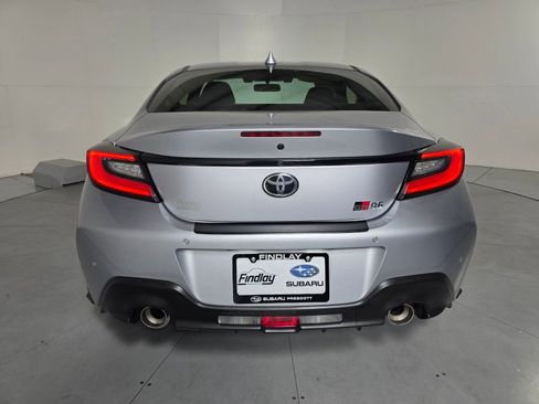 Used 2024 Toyota GR86 RWD image 4