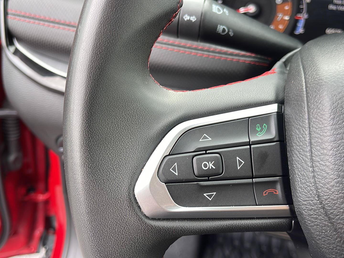 Used 2023 Jeep Compass Trailhawk AWD/4WD image 21