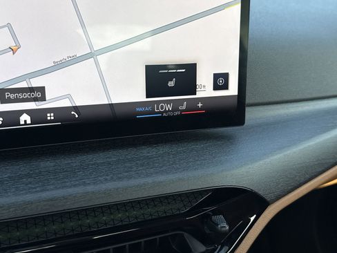 Used 2025 BMW 330i xDrive 330i xDrive image 29