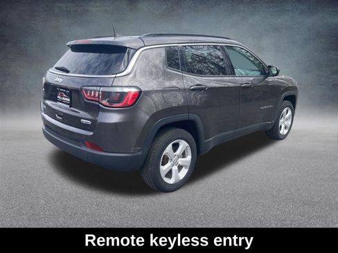 Used 2021 Jeep Compass Latitude AWD/4WD image 6