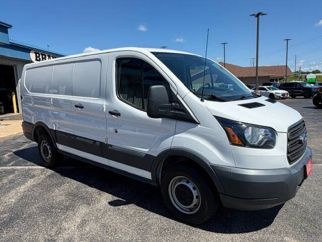 Used 2018 Ford Transit 250 130 Low Roof RWD image 8
