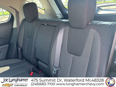 Used 2017 Chevrolet Equinox LT w/ Convenience Package AWD/4WD image 12