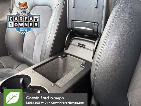 Used 2018 Porsche Macan Base image 23