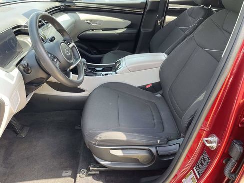 Used 2024 Hyundai Tucson SE FWD image 12