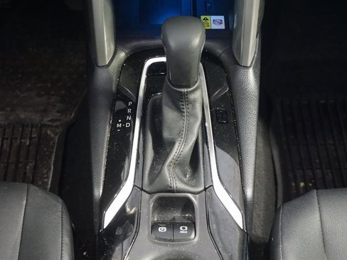 Certified 2023 Toyota Corolla Cross XLE w/ Convenience Package image 28