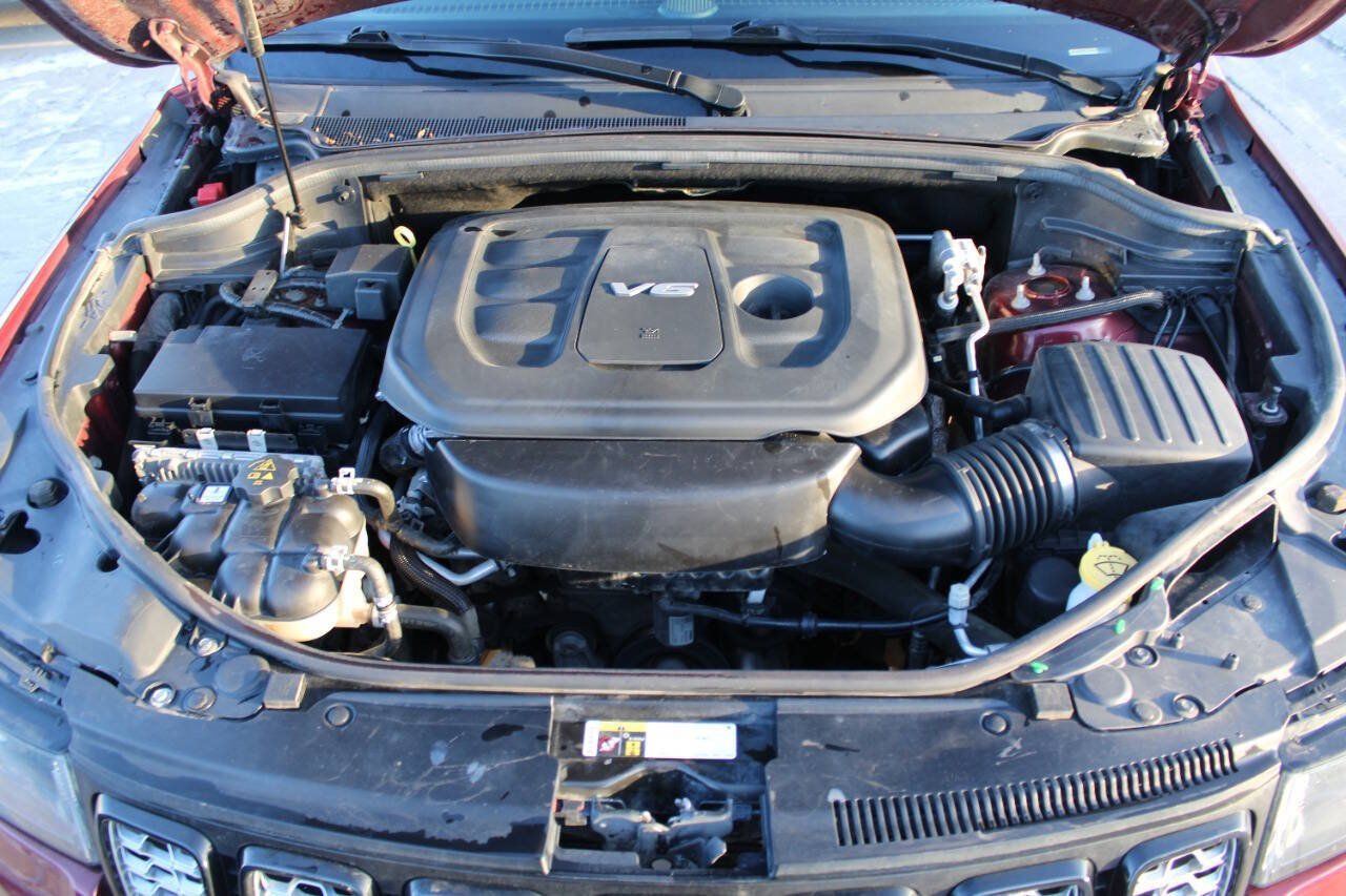 Used 2018 Jeep Grand Cherokee Altitude AWD/4WD image 17