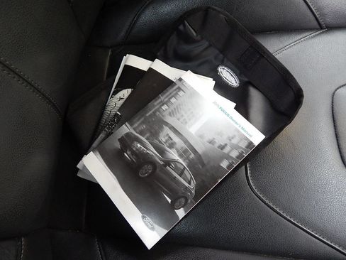 Used 2015 Ford Focus SE w/ Equipment Group 201A image 22