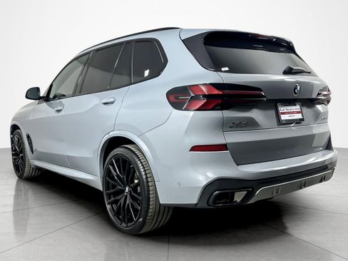 Used 2024 BMW X5 xDrive40i w/ M Sport Package AWD/4WD image 3