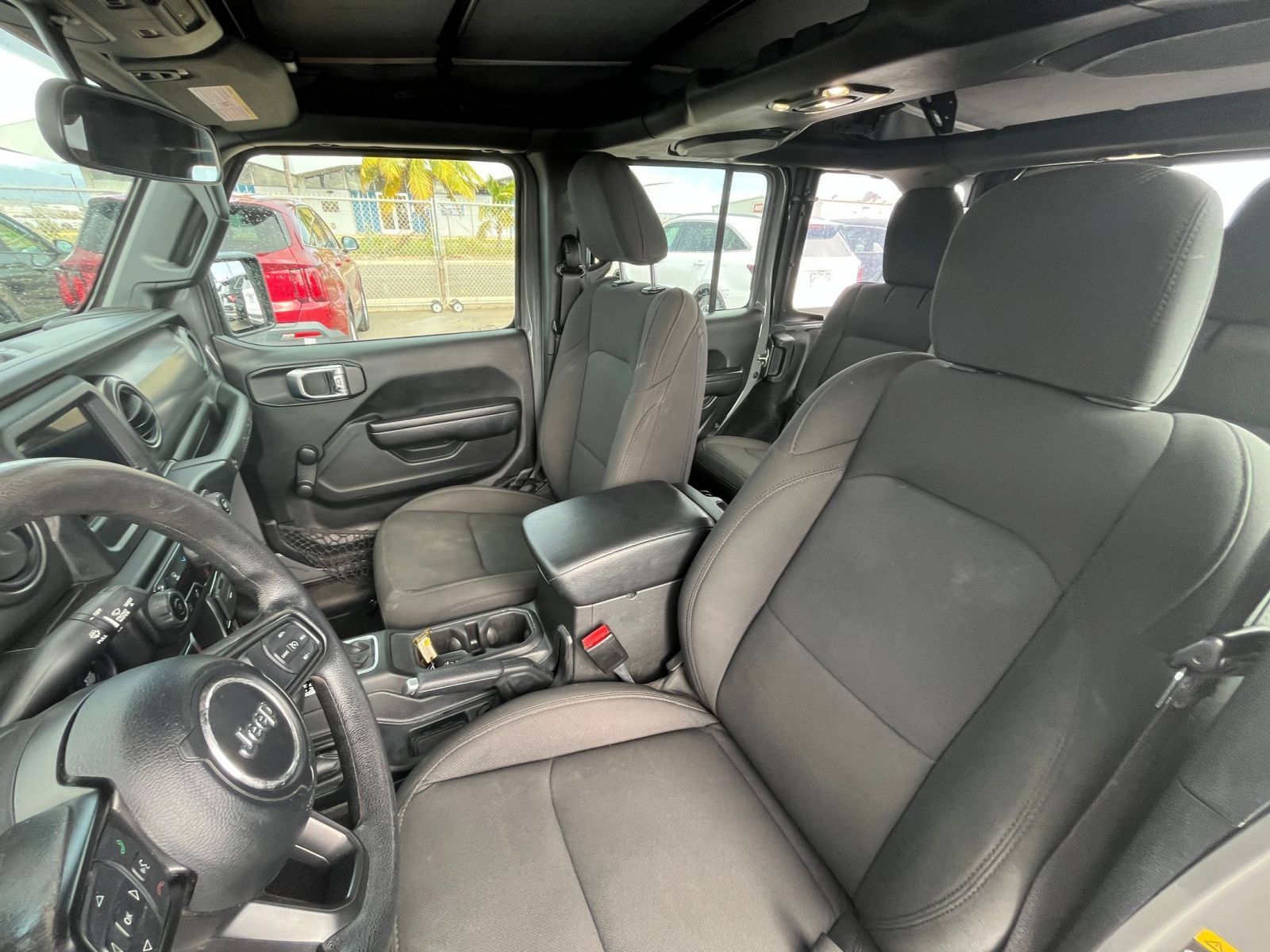 Used 2023 Jeep Wrangler Unlimited Sport AWD/4WD image 32